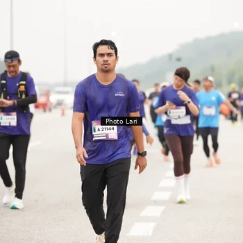 Runner Photo 7306833