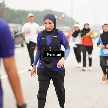 Runner Photo 7306840