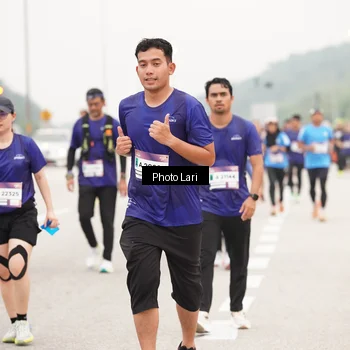 Runner Photo 7306865