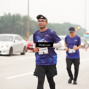 Runner Photo 7306870
