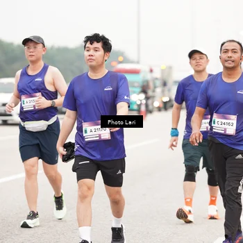 Runner Photo 7306888