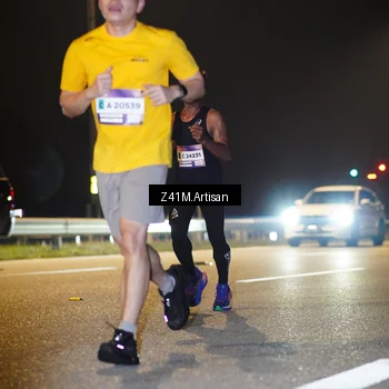 Runner Photo 7306898