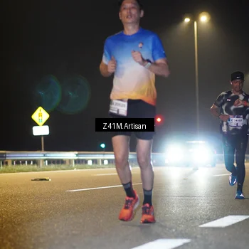 Runner Photo 7307009