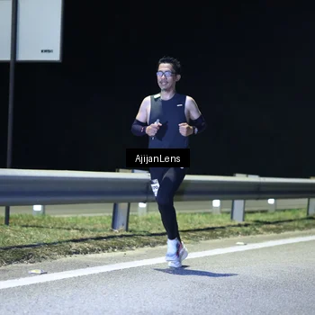 Runner Photo 7307030