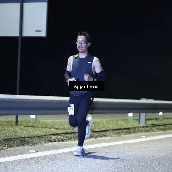 Runner Photo 7307032