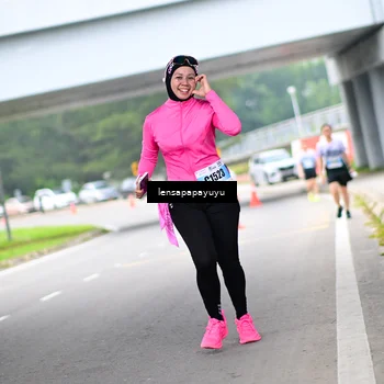 Runner Photo 7307041