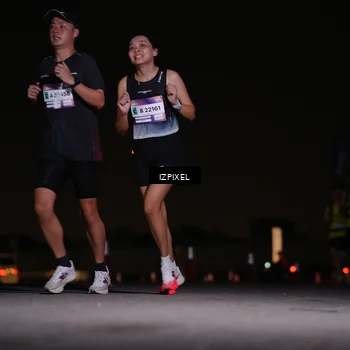 Runner Photo 7307059
