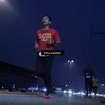 Runner Photo 7307067