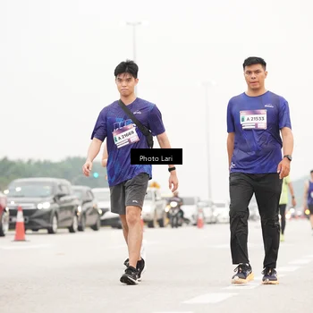Runner Photo 7307097
