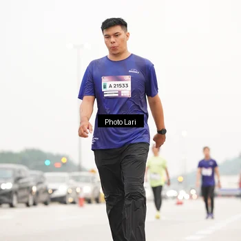 Runner Photo 7307101