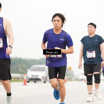 Runner Photo 7307116