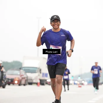 Runner Photo 7307174