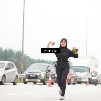 Runner Photo 7307213