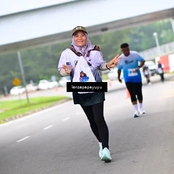 Runner Photo 7307231