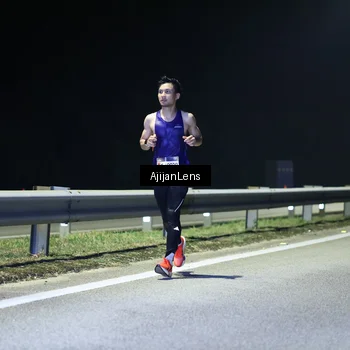 Runner Photo 7307305