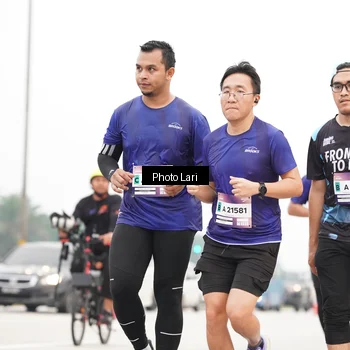 Runner Photo 7307318