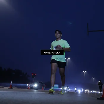 Runner Photo 7307366