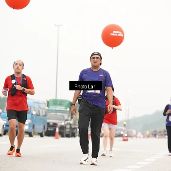 Runner Photo 7307383