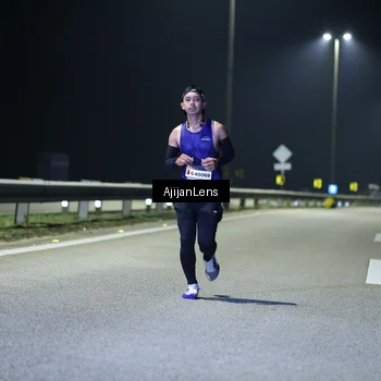 Runner Photo 7307395