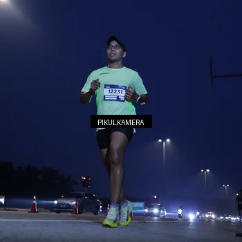 Runner Photo 7307468