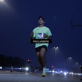 Runner Photo 7307475