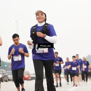 Runner Photo 7307495