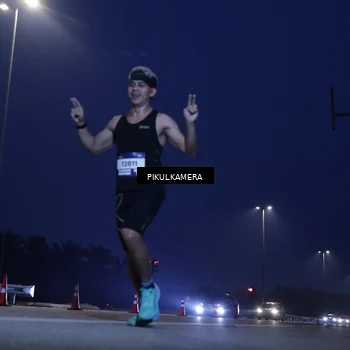 Runner Photo 7307539
