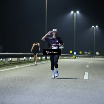 Runner Photo 7307572