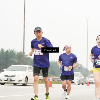 Runner Photo 7307578