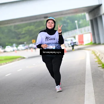 Runner Photo 7307607