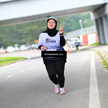 Runner Photo 7307609