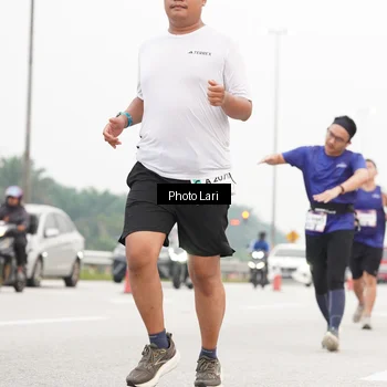 Runner Photo 7307677