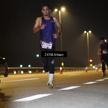 Runner Photo 7307683
