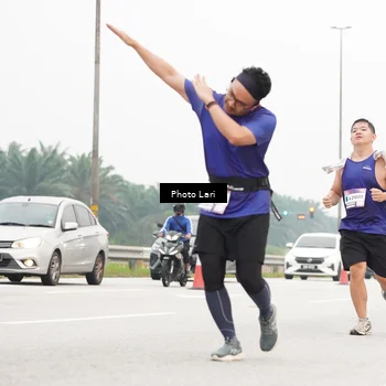 Runner Photo 7307684