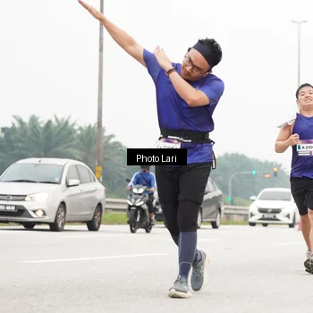 Runner Photo 7307685