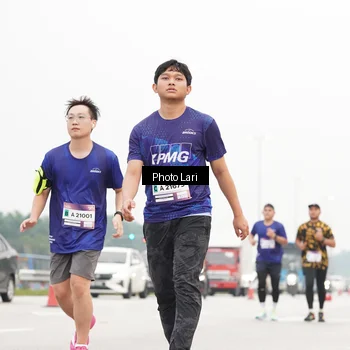 Runner Photo 7307710