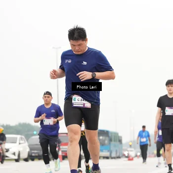 Runner Photo 7307735