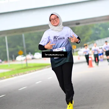 Runner Photo 7307754