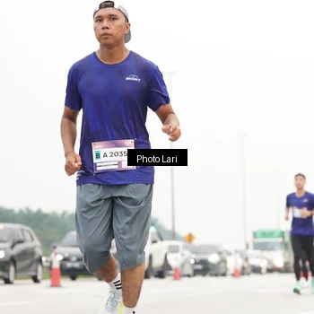 Runner Photo 7307767
