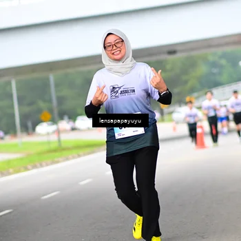 Runner Photo 7307771