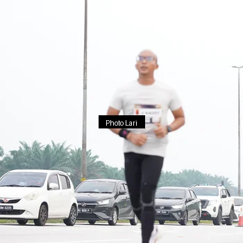 Runner Photo 7307780