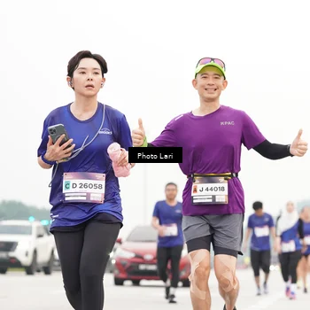 Runner Photo 7307795
