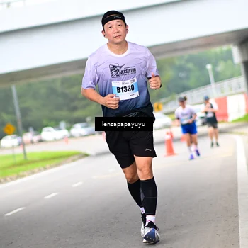 Runner Photo 7307913