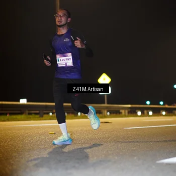 Runner Photo 7307915
