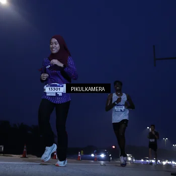 Runner Photo 7307917