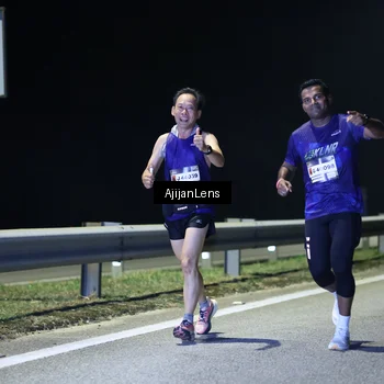 Runner Photo 7307941