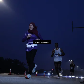 Runner Photo 7307950