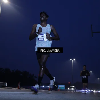 Runner Photo 7307979