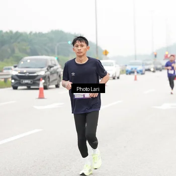 Runner Photo 7307997