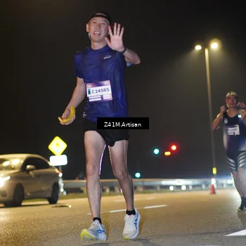 Runner Photo 7307999